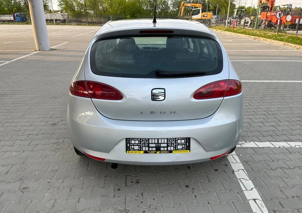 Seat Leon cena 15500 przebieg: 250000, rok produkcji 2007 z Żychlin małe 67